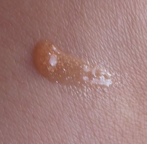 Honey Bronze Lip Nectar in Honey Beige (02)